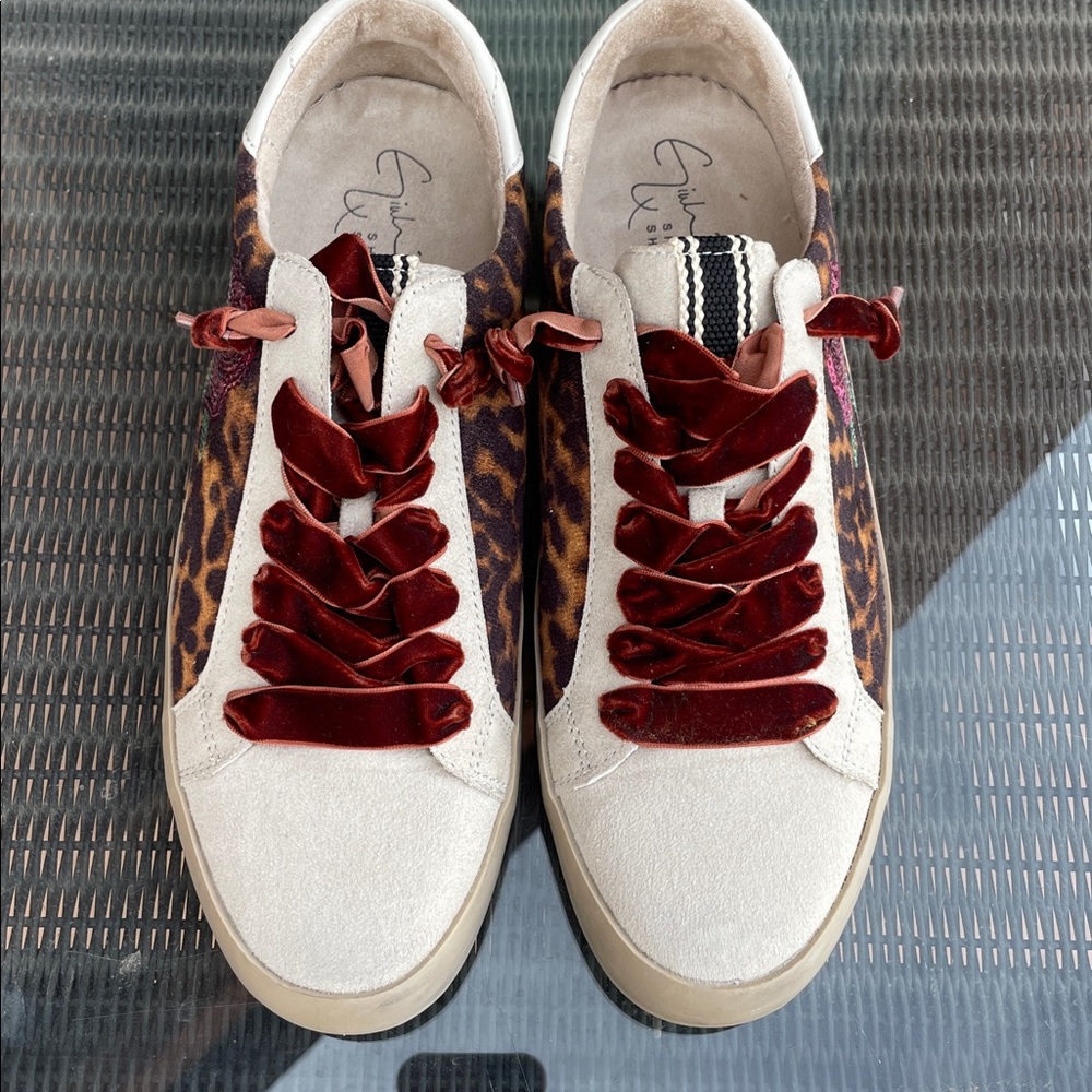 GIULIANA Leopard print Velvet Lace-Up Sneakers Rose sequins embroiderySz 9.5 NWO